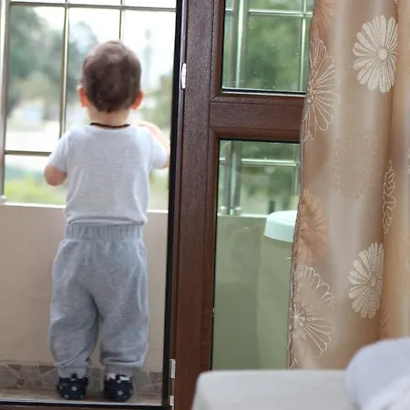 Tangra ゲストハウス アラピャ