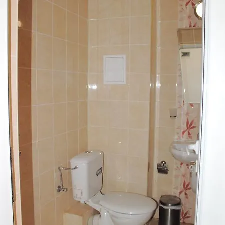 ゲストハウス Tangra