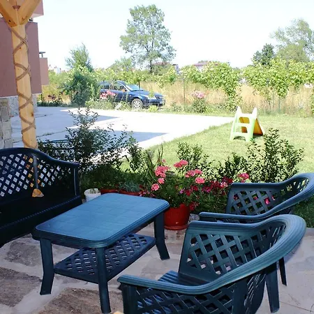 ゲストハウス Tangra